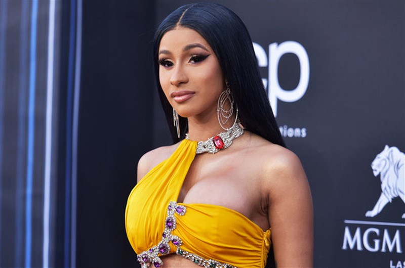 Cardi-B - 02
