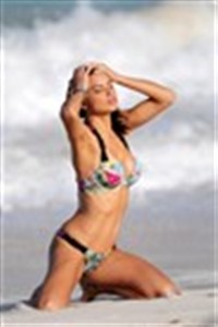 Chicas Jolie - 228